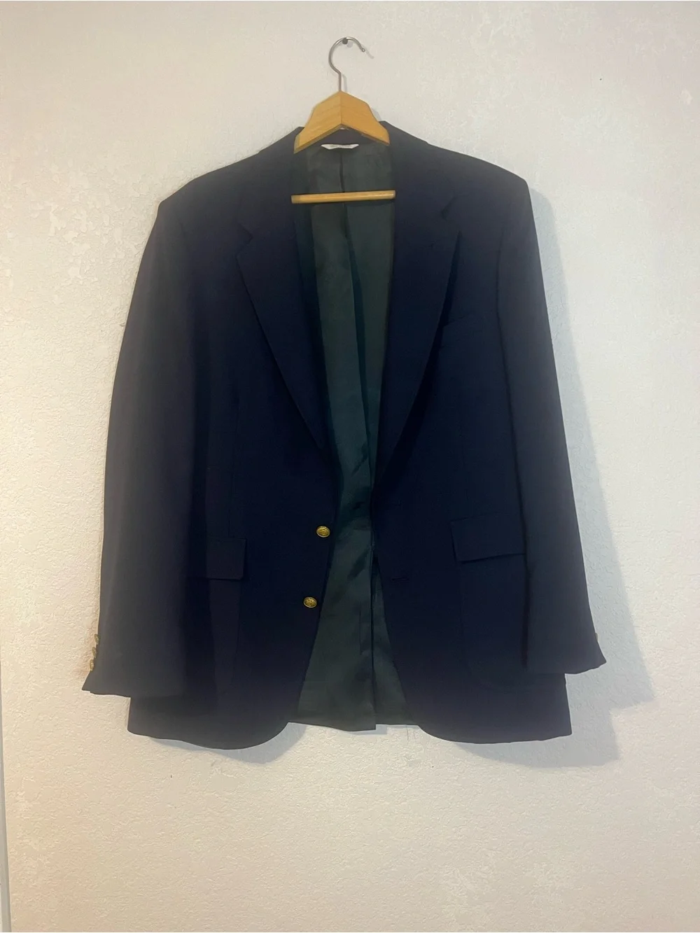 Craig Scott Men's Classic Navy Blazer with Gold Buttons size 44L